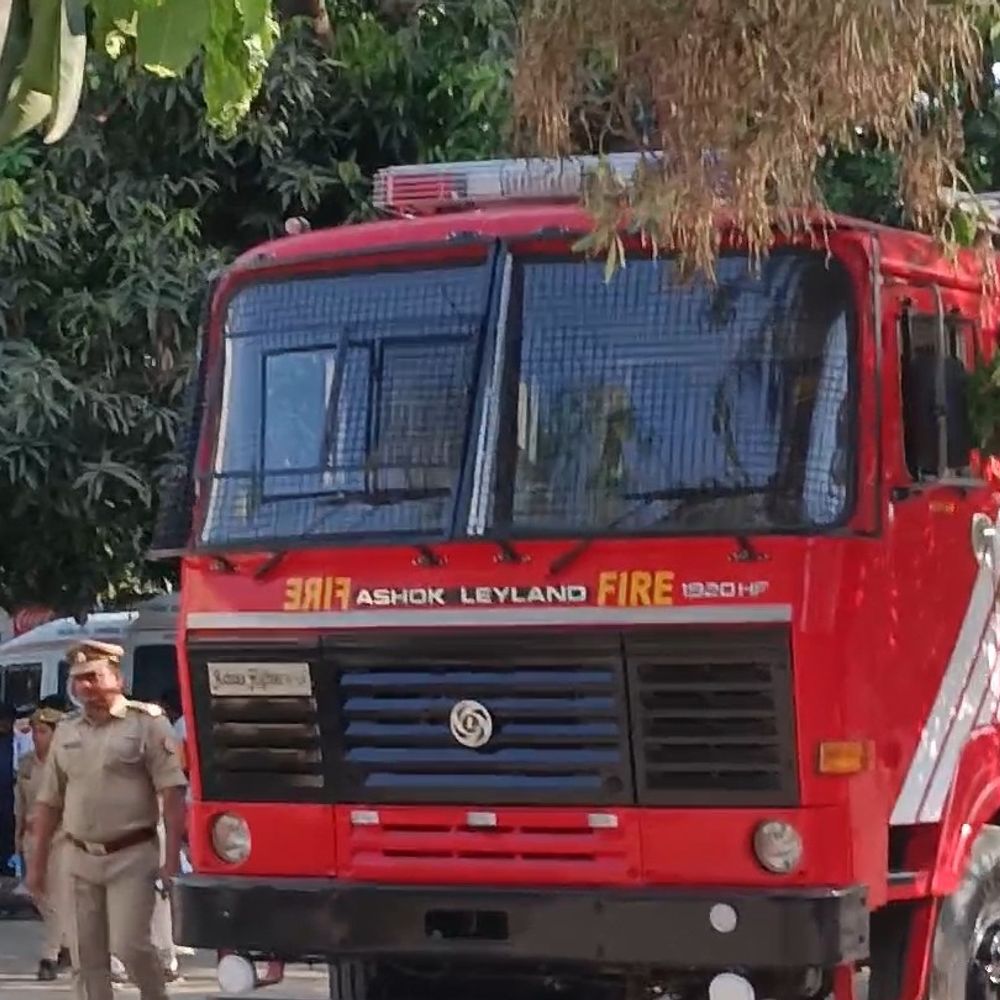 बलरामपुर में आपदा की स्थिति के लिए तैयारी:प्रशासन ने जारी की एडवाइजरी, 3 दिन का राशन और जरूरी सामान रखने की सलाह