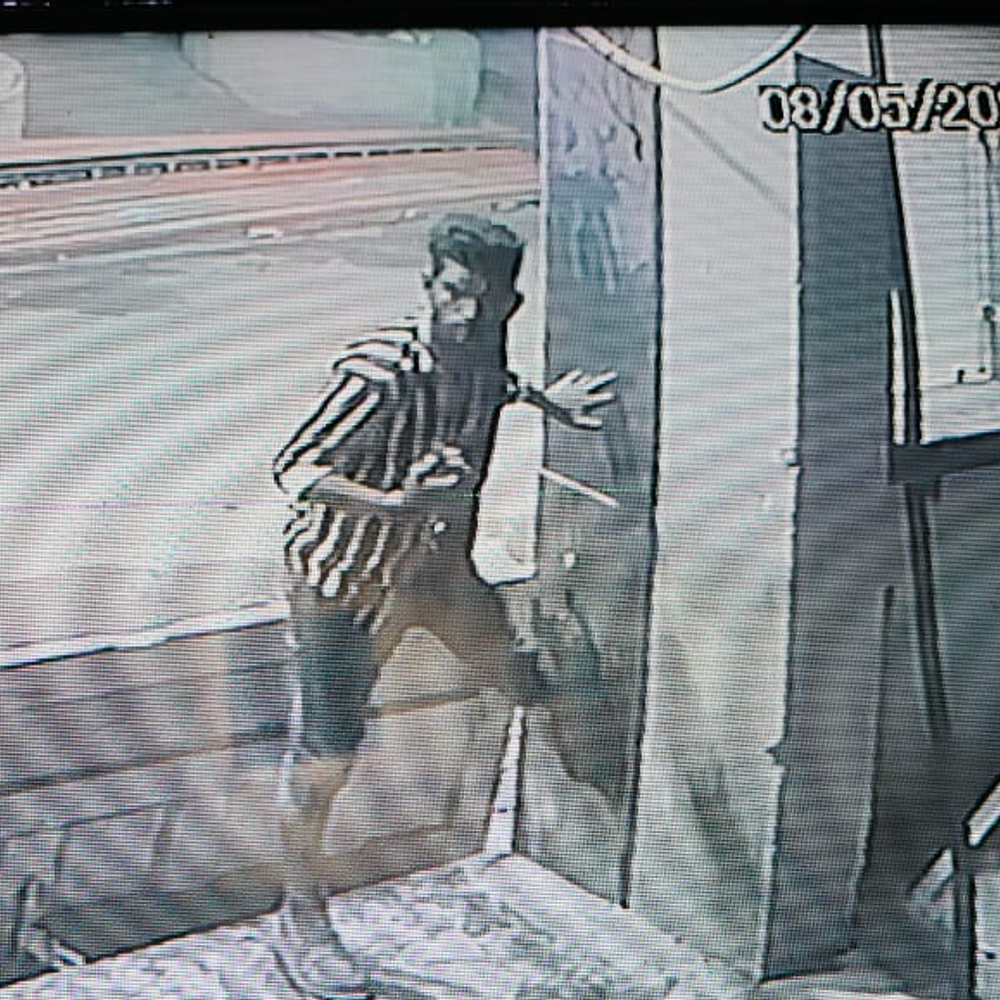 200 रुपये के इंजेक्शन के लिए करता है चोरी:आगरा के न्यू आगरा क्षेत्र में पकड़ा युवक, पुलिस के हवाले किया