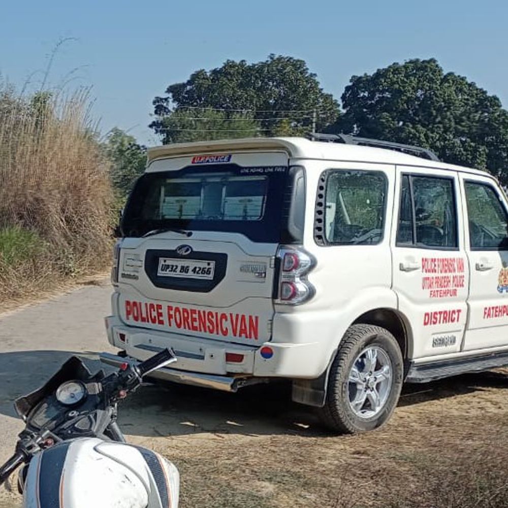 कपड़ा सुखाने के विवाद में चाचा की हत्या:माँ के कहने पर बेटे ने डंडे से पीट-पीटकर मार डाला, दोनों गिरफ्तार