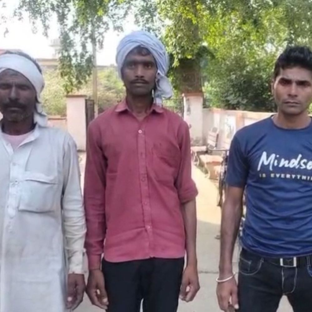 बदायूं में 12 साल के किशोर की मौत:ट्यूबवेल की झोपड़ी में मिला शव, परिजनों ने जताई हत्या की आशंका