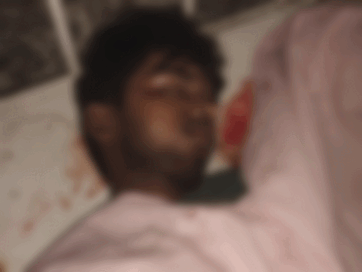 ट्रैक्टर-ट्राली से टकराई बाइक, तीन की मौत::लखीमपुर-खीरी के पलिया में भीषण सड़क हादसा, पोस्टमार्टम के लिए भेजे गए शव