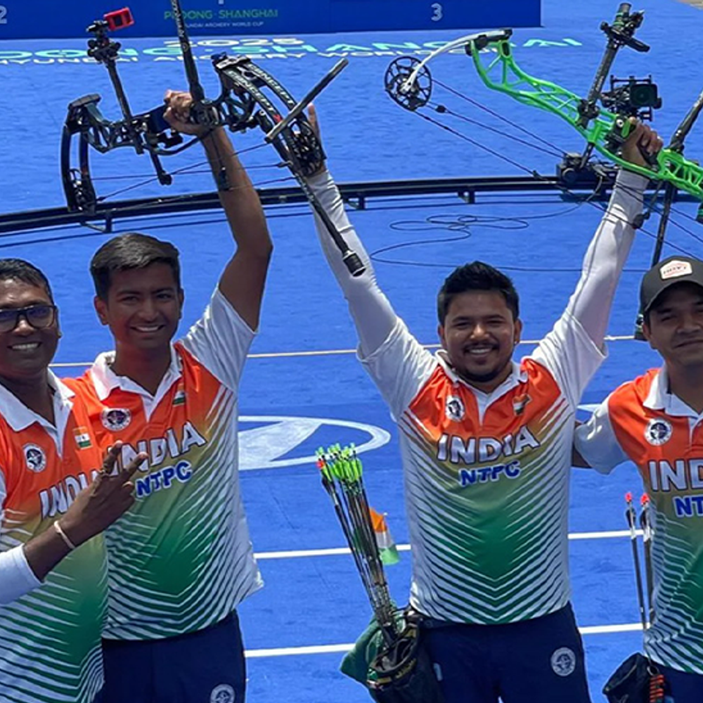आर्चरी वर्ल्ड कप स्टेज-2 में भारतीय टीम को तीन मेडल:मेन्स कंपाउंड टीम ने गोल्ड और विमेंस ने सिल्वर जीता; मिक्स्ड में ब्रॉन्ज मेडल