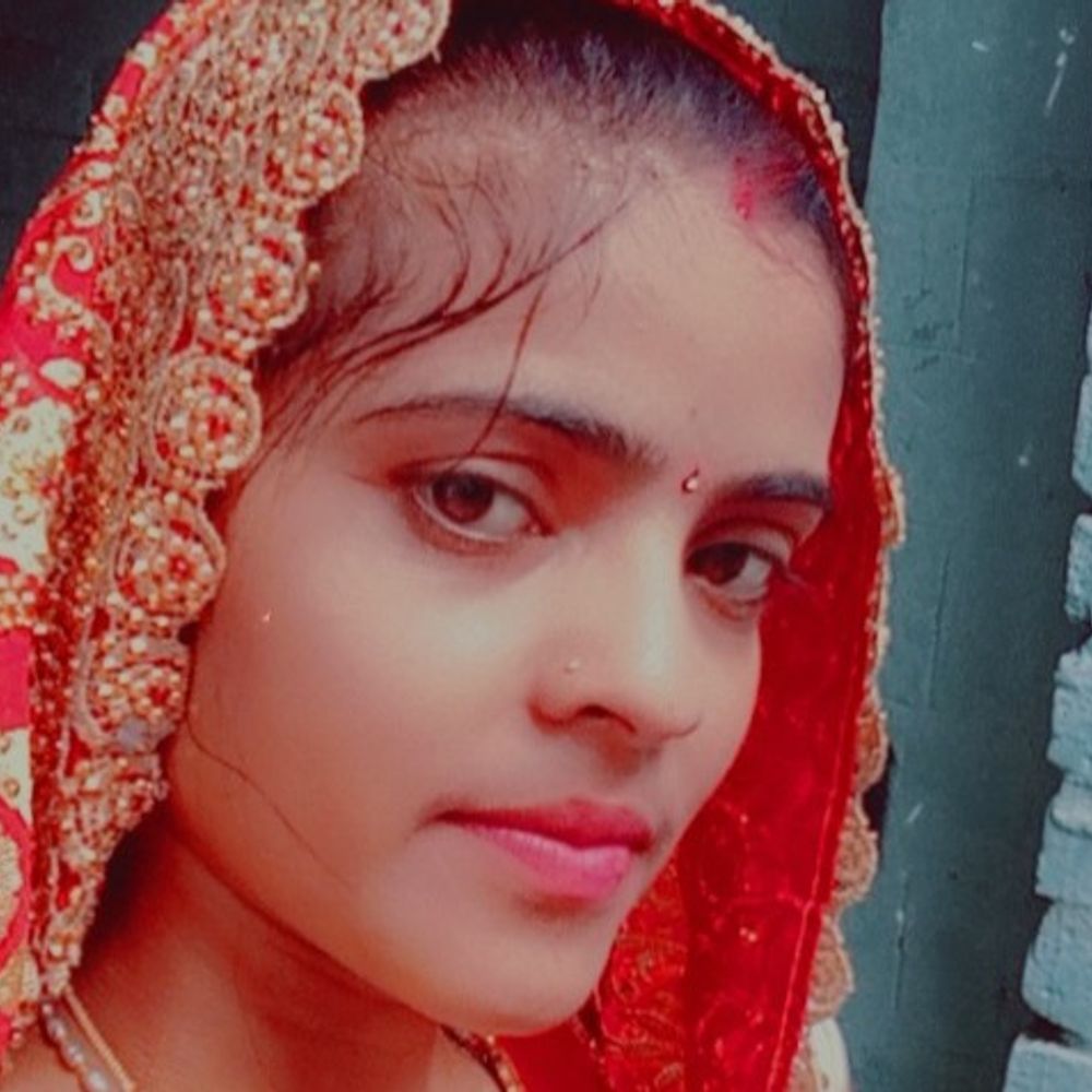 बीमारी से परेशान विवाहिता ने दी जान:मैनपुरी में कमरे में फांसी लगाई, चार साल पहले हुई थी शादी