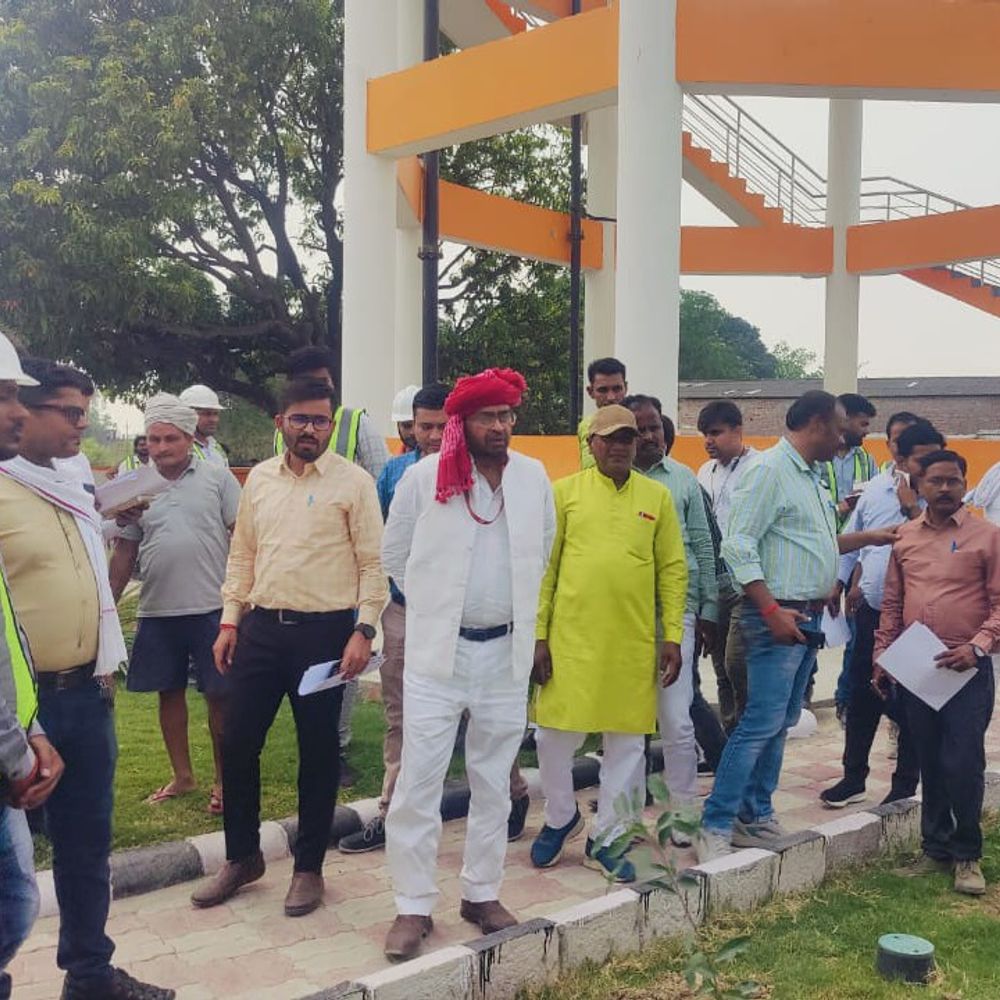 जल संरक्षण और पर्यावरण पर विधायक ताहिर का जनसंवाद:इसौली में दर्जनों गांवों का किया दौरा, जल जीवन मिशन की जानकारी दी