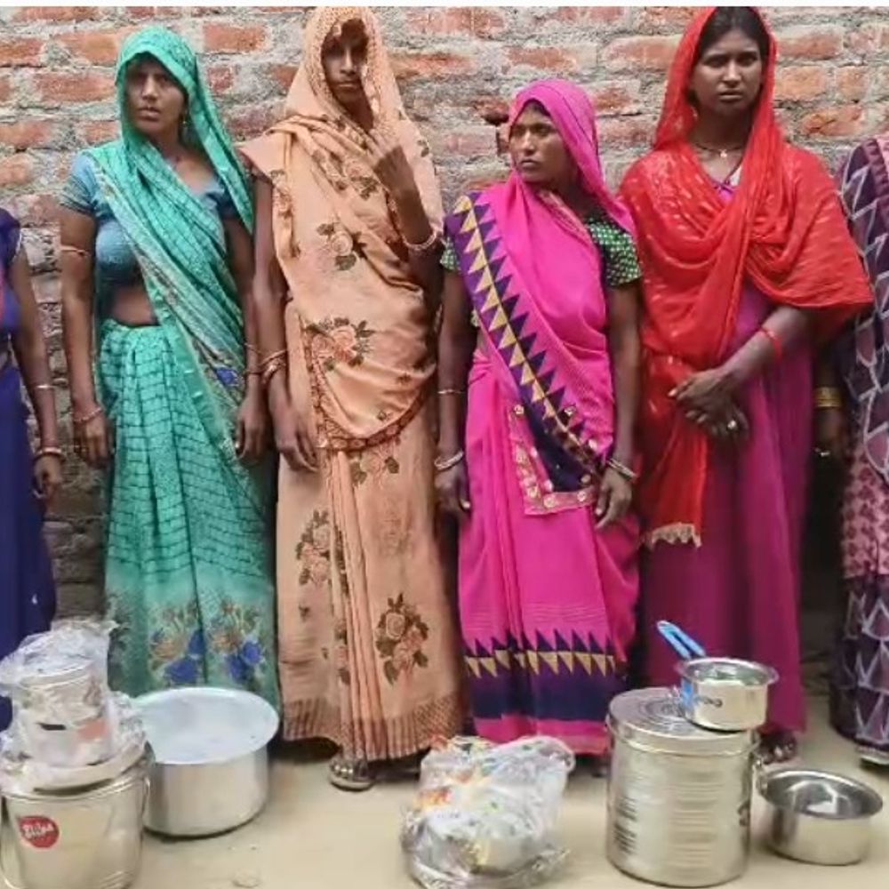 रायबरेली में महिला ठगों का कारनामा:बर्तन बदलने के बहाने 24 से ज्यादा महिलाओं से ठगी, 20 लाख के जेवर ले उड़ीं