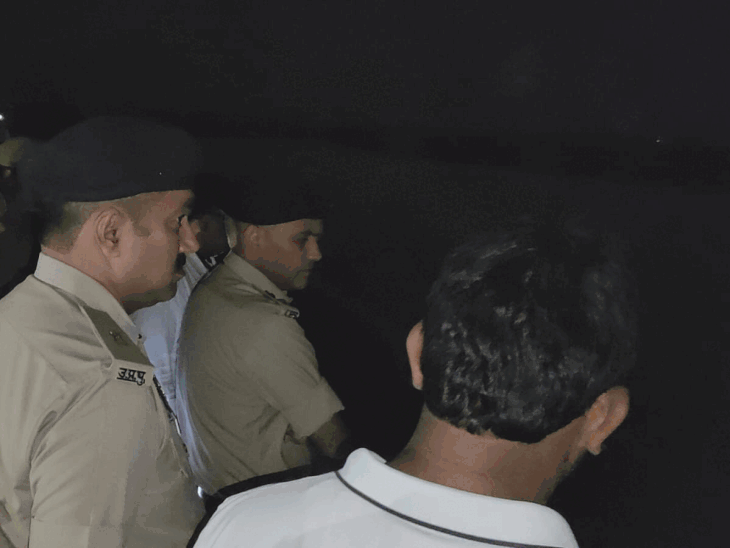 हरदोई में भांजी समेत भाई-बहन डूबे:बच्चों की तलाश में जुटे गोताखोर, रात होने के कारण बचाव कार्य में परेशानी