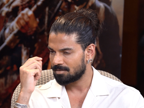 ‘केसरी वीर’ से सूरज पंचोली का फिल्मों में कमबैक:आकांक्षा शर्मा करेंगी डेब्यू, बोले- इतिहास को पर्दे पर दिखाना गर्व की बात