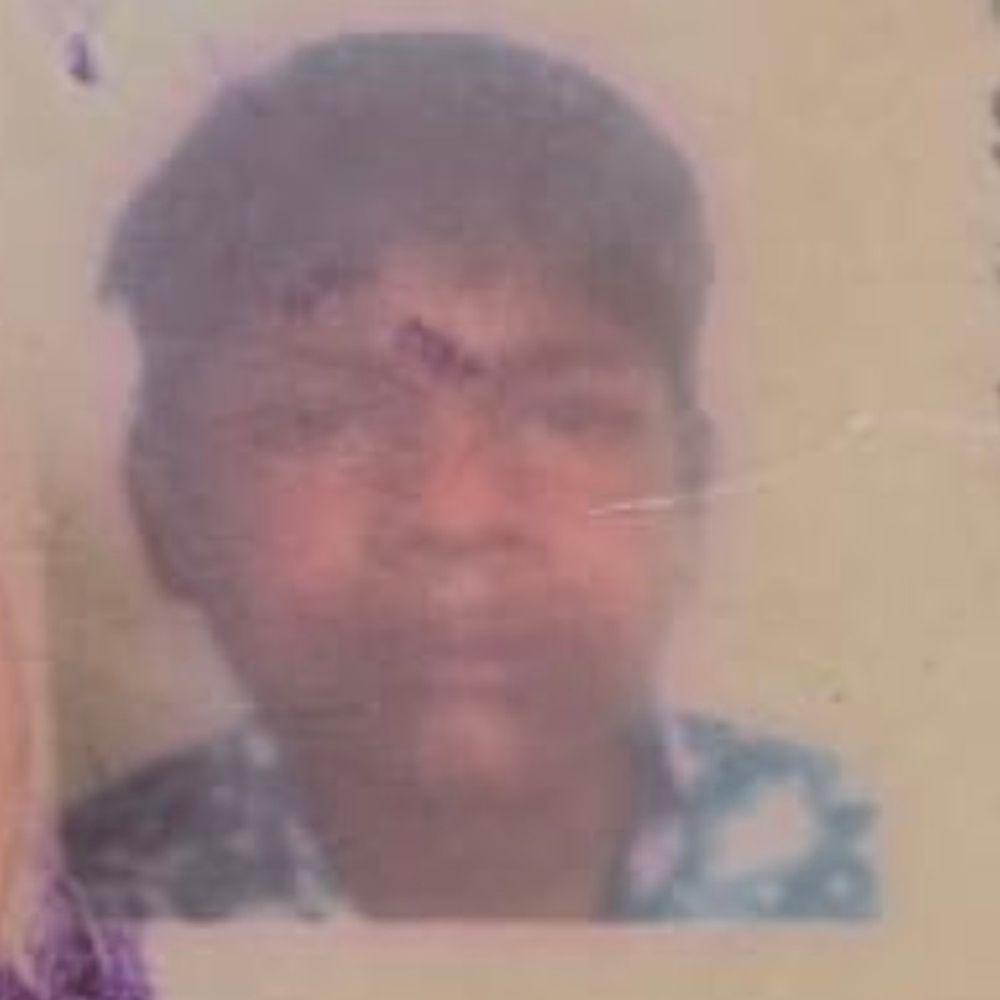 DFC रेलवे लाइन पर युवक ने की आत्महत्या:कौशांबी में बीमार युवक ने ट्रेन के आगे कूदकर दी जान, आधार कार्ड से हुई शिनाख्त