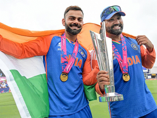 कोहली 7 मई को रिटायरमेंट लेने वाले थे:BCCI ने ऑपरेशन सिंदूर की वजह से कहा- कुछ दिन इंतजार करिए