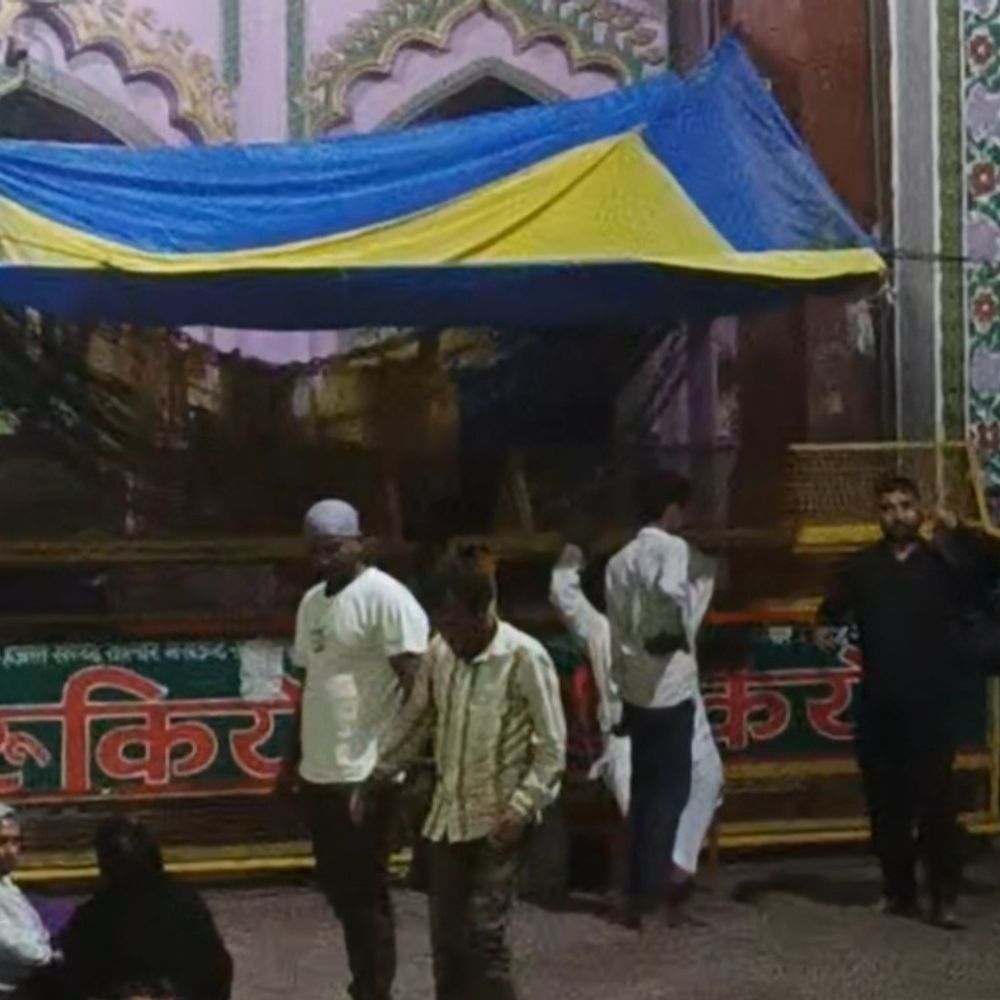 मसूद गाजी दरगाह पर मेला रोक:प्रशासन ने जंजीरी गेट पर लगाई बैरिकेड्स, पुलिस-पीएसी तैनात; हाईकोर्ट में आज सुनवाई