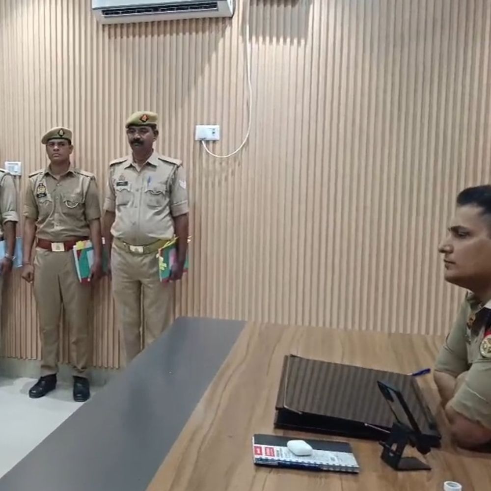 महिलाओं की सुरक्षा के लिए उन्नाव पुलिस की अनूठी पहल:हर थाने में महिला आरक्षी नोडल अधिकारी, शिकायतों पर तुरंत कार्रवाई