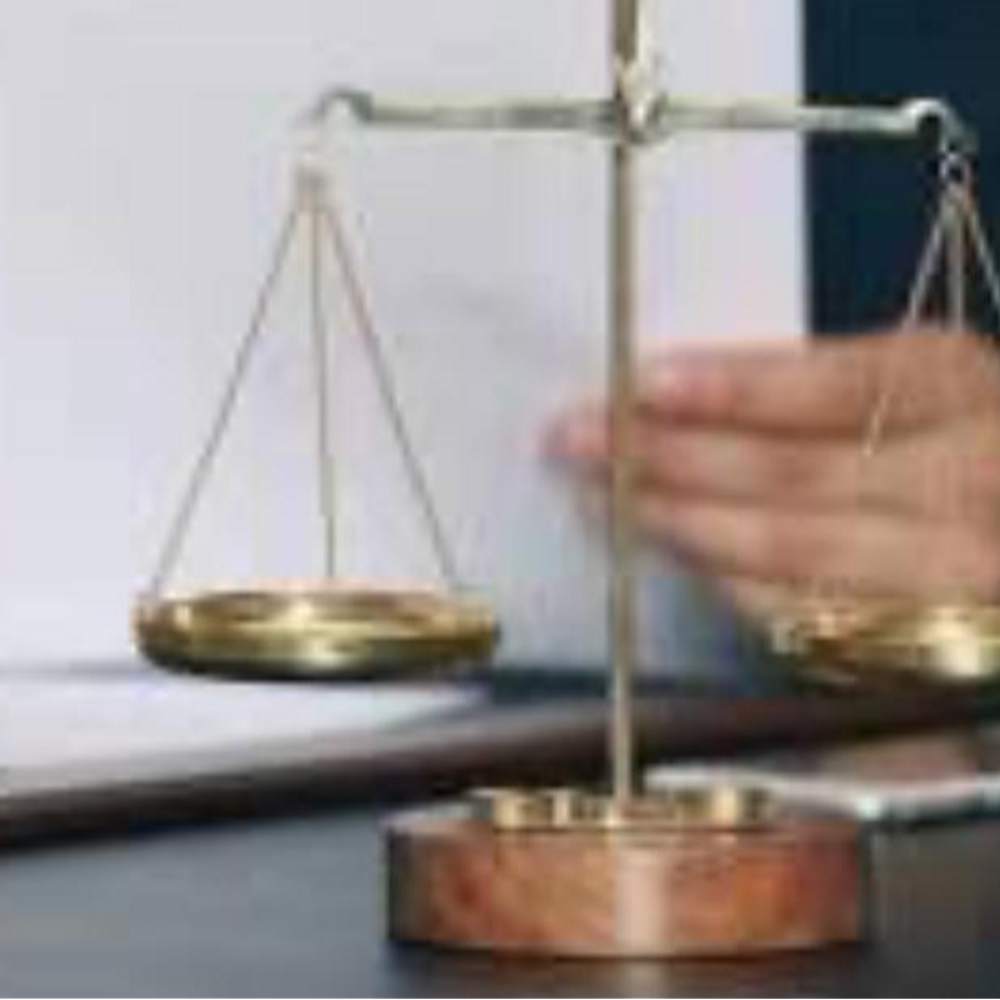 हाईकोर्ट ने एलआईसी चेयरमैन से मांगा हलफनामा:पूछा, निगम के अधिकारी व अधिवक्ता कैसे कर रहे गैरजिम्मेदाराना व्यवहार