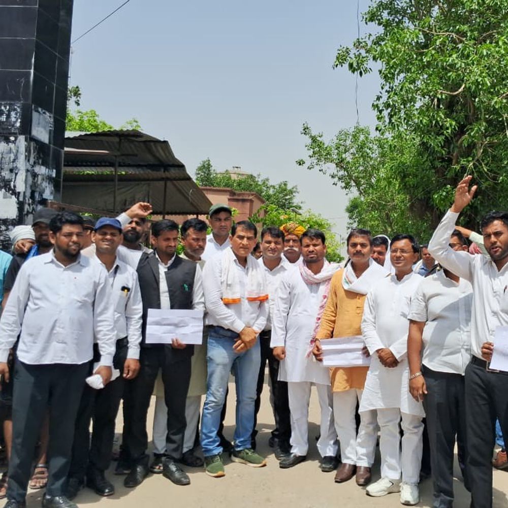 कर्नल सोफिया कुरैशी को लेकर भाजपा मंत्री का विवादित बयान:मथुरा में कांग्रेस का प्रदर्शन, मंत्री विजय शाह की बर्खास्तगी की मांग