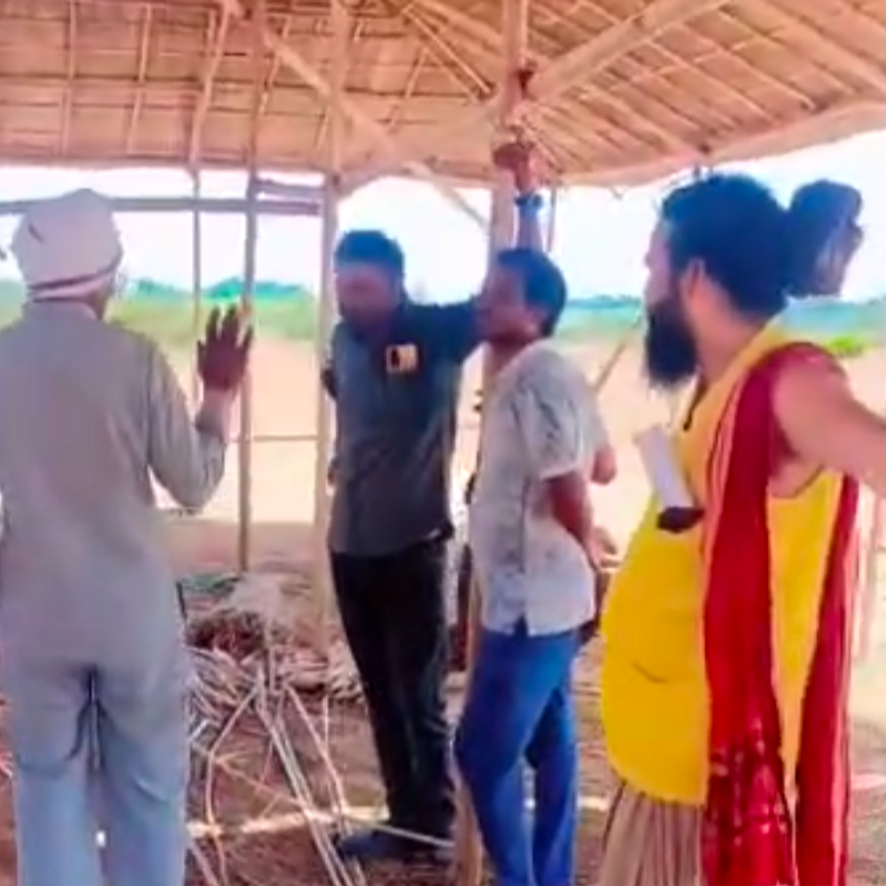 मुरैना के खांडोली में 111 कुंडीय महायज्ञ की तैयारी:28 मई से होगी भागवत कथा; व्यवस्थाओं में सहयोग कर रहे साधु-संन्यासी