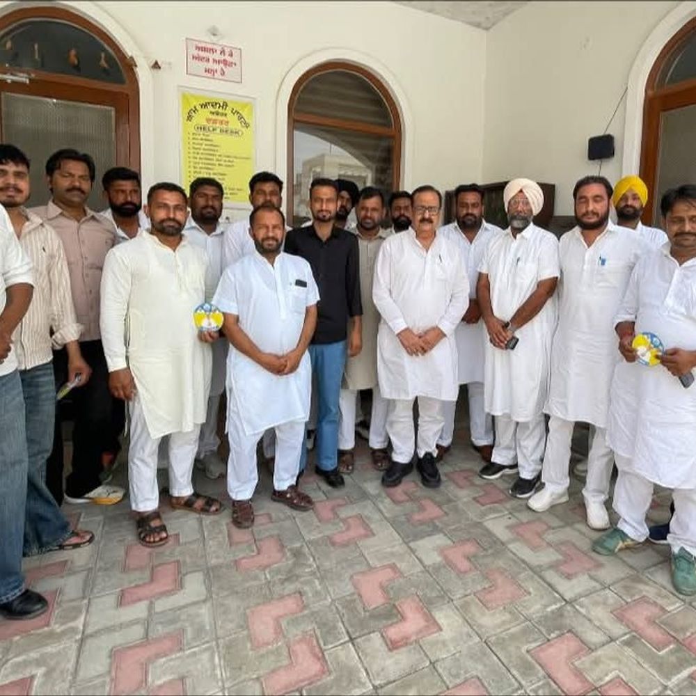 अबोहर से AAP कार्यकर्ता नंगल डैम के लिए रवाना:पंजाब का पानी बचाने के लिए डैम की रखवाली, सरपंच-पंच करेंगे पहरेदारी