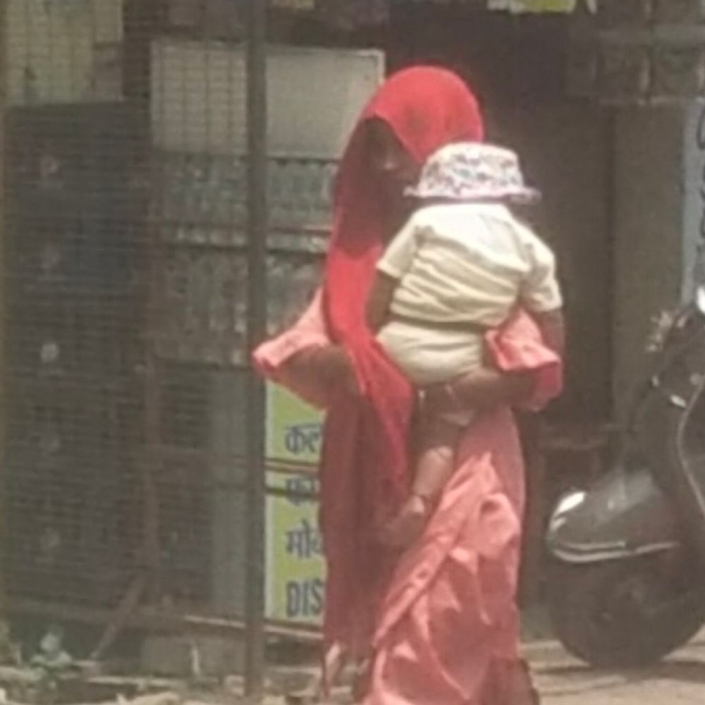 फर्रुखाबाद में 41 डिग्री पहुंचा तापमान:न्यूनतम पारा भी 27 डिग्री के पार, लोग घरों में दुबके; अस्पतालों में मरीज बढ़े