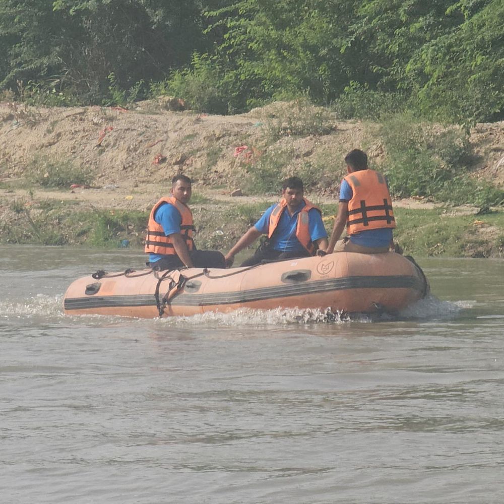 शादी से पहले नहर में डूबा युवक:गुजरात से छुट्टी लेकर आया था घर, दोस्तों के साथ नहाने गया था; 3 जून को थी शादी