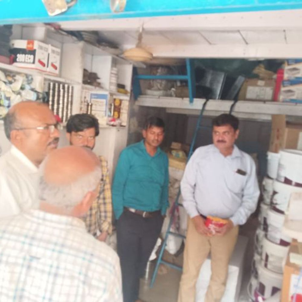 अखाद्य लिखकर खाने की चीजों में डाल रहे मीठा जहर:दिल्ली से मंगाया जा रहा मिठास के लिए मिलाया जाने वाला केमिकल