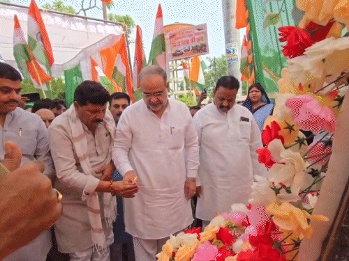 आजमगढ़ में बोले भाजपा प्रदेश अध्यक्ष भूपेंद्र चौधरी:भारतीय सेना ने देश की 140 करोड़ जनता के सपनों को किया पूरा, सेना के सम्मान में निकाली गई तिरंगा यात्रा