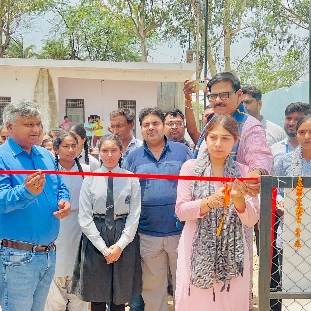 रबूपुरा गोशाला में गोबर से बनेगी बिजली और गैस:जेवर विधायक ने किया बायो गैस प्लांट का शुभारंभ, 8 घंटे मिलेगी 10 किलोवाट बिजली