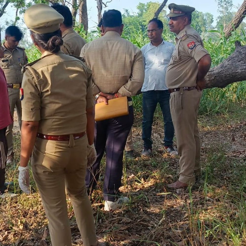 मानसिक विक्षिप्त युवक ने युवती की हत्या की:बगीचे में आम बीन रही 22 साल की लड़की पर ईंट से किया हमला, मौके पर मौत