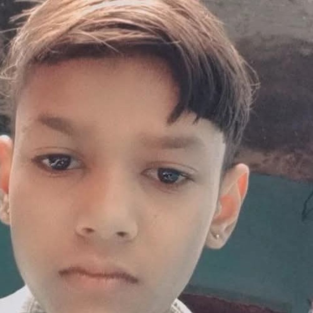 महोबा में तालाब में डूबा 10वीं का छात्र:गर्मी से राहत पाने नहाने गया था शीतला तालाब, डॉक्टरों ने मृत घोषित किया