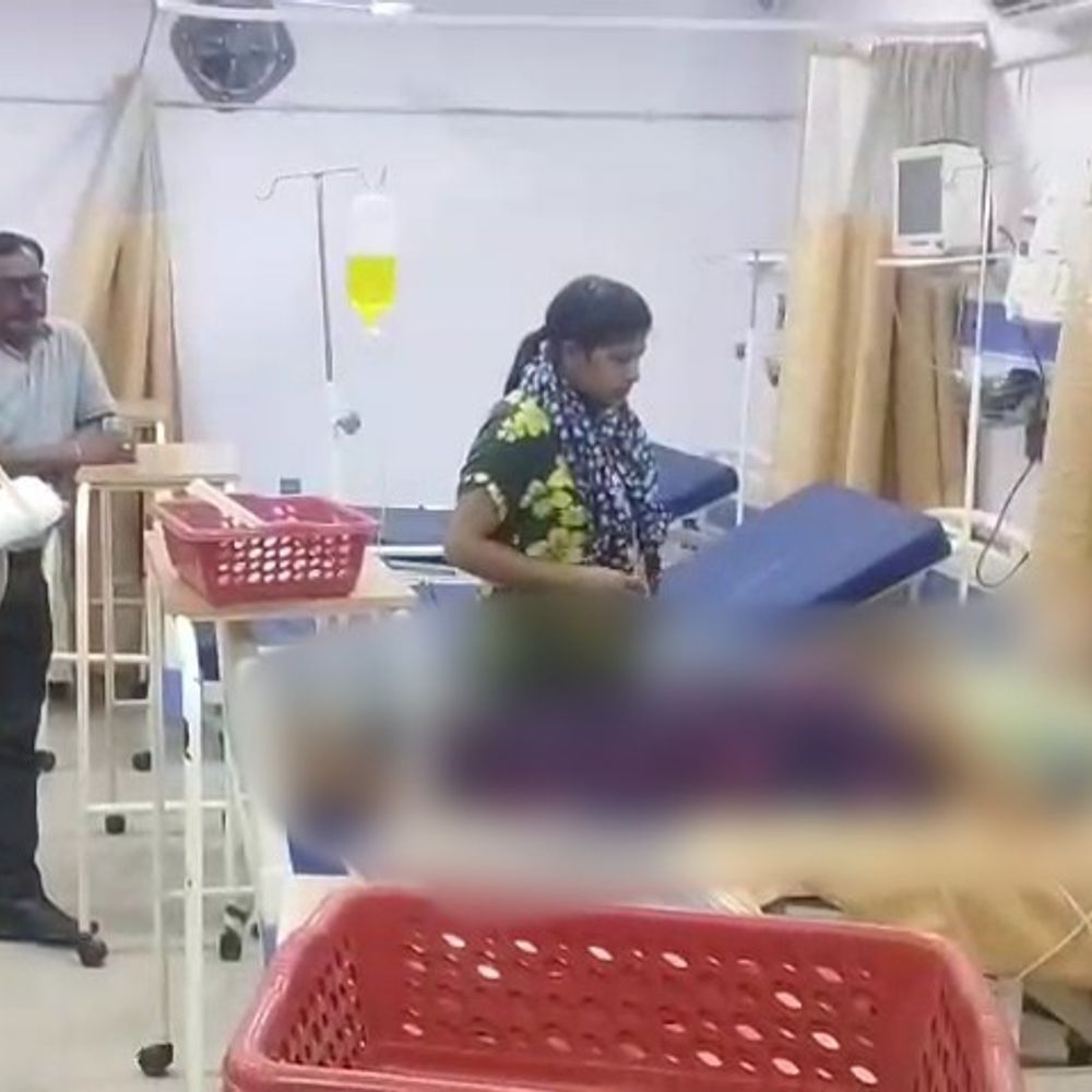 मथुरा में ग्राम प्रधान पर दुष्कर्म का आरोप:प्लॉट दिखाने के बहाने महिला को ले गया, तमंचे की नोक पर किया रेप