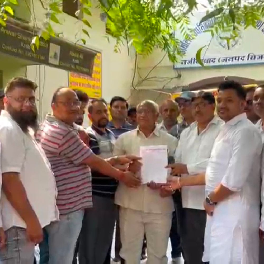 दस्तावेज लेखक संघ का विरोध:पीपीपी मॉडल और निबंधन मित्र व्यवस्था के खिलाफ अनिश्चितकालीन हड़ताल का ऐलान