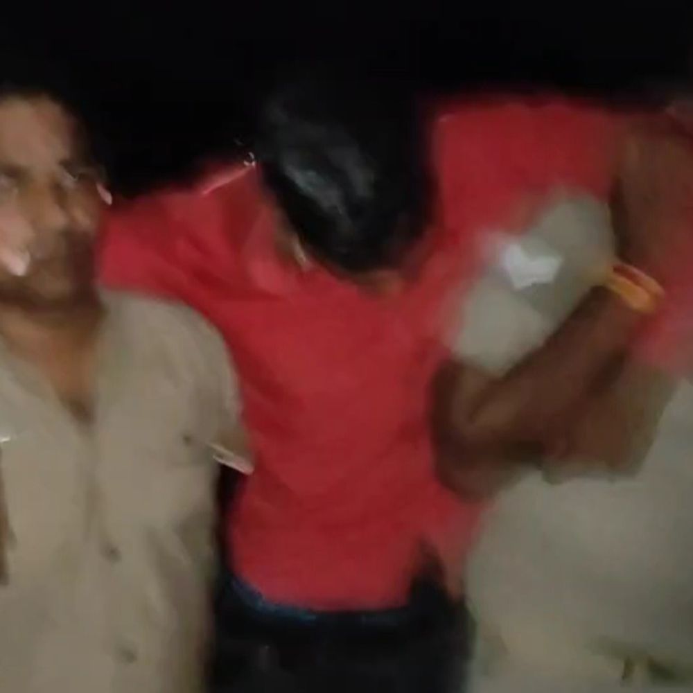 जौनपुर में पुलिस-बदमाश की मुठभेड़:वांछित अपराधी राजू यादव को पैर में गोली लगी, एक बदमाश फरार