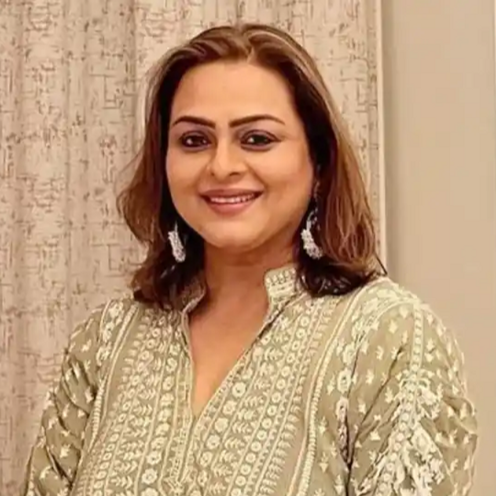 शिल्पा शिरोडकर को हुआ कोरोना:पोस्ट शेयर करते हुए दी जानकारी, कहा- अपना ख्याल रखें और मास्क जरूर पहनें