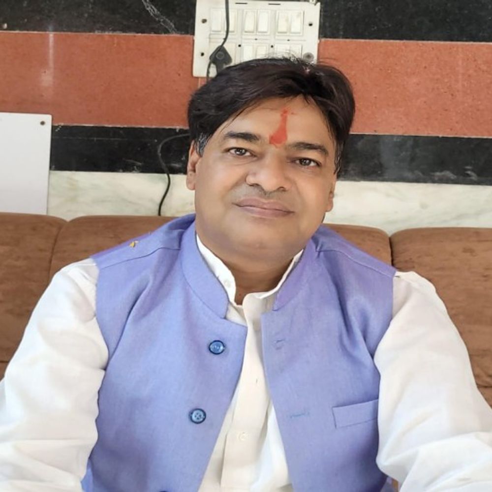 शाही ईदगाह मस्जिद को विवादित घोषित करने की कोशिश:हाईकोर्ट में 23 मई को होगी सुनवाई, महेंद्र प्रताप सिंह पेश करेंगे अयोध्या- संभल प्रकरण की नजीर