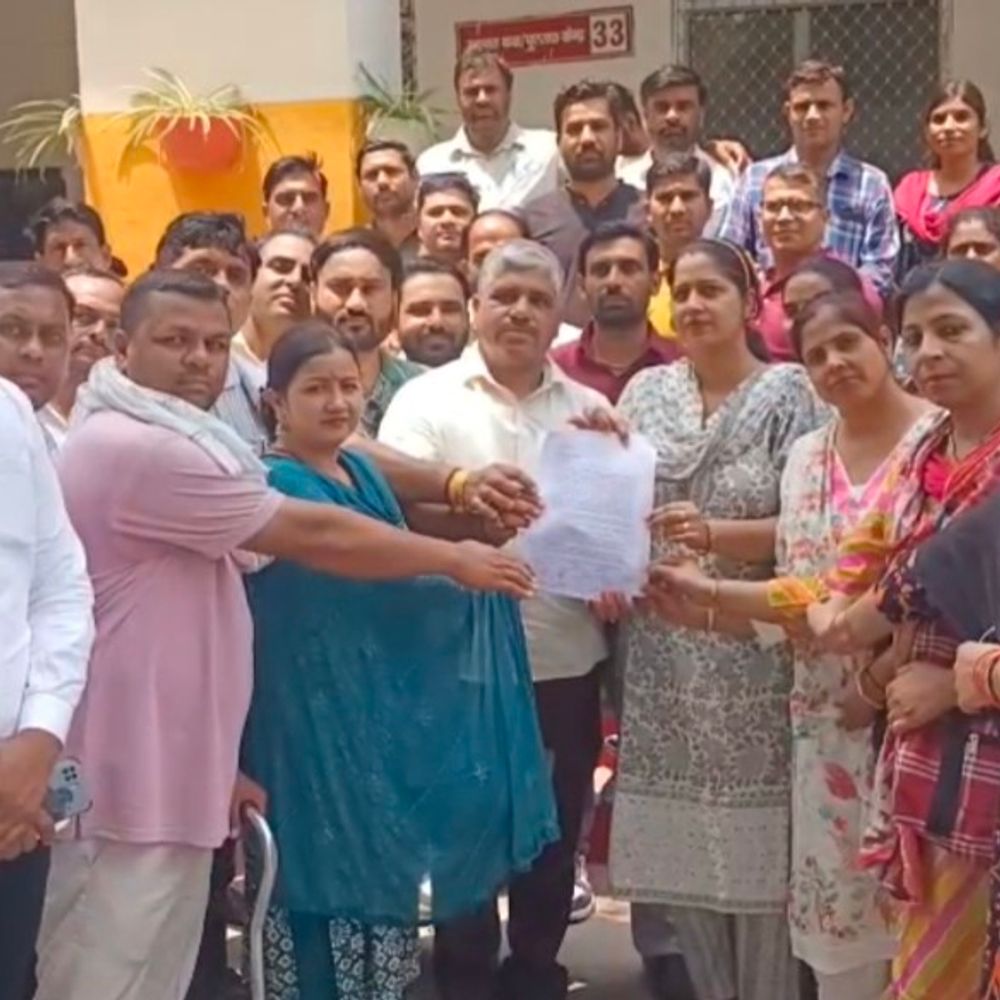 समर कैंप को लेकर सहारनपुर के शिक्षकों का विरोध:45 डिग्री तापमान में स्कूल बुलाने पर CM को भेजा ज्ञापन, स्थगित करने की मांग