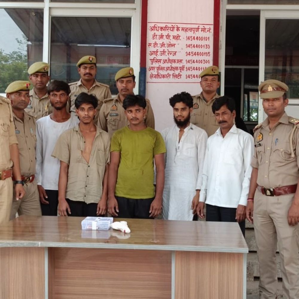 प्रतापगढ़ में पुलिस टीम पर हमला:लूट के आरोपी को पकड़ने गई टीम पर फायरिंग, 5 आरोपी गिरफ्तार