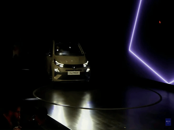 टाटा अल्ट्रोज फेसलिफ्ट 6.89 लाख में लॉन्च:फ्लश डोर हैंडल वाली भारत की पहली हैचबैक; मारुति सुजुकी बलेनो, टोयोटा ग्लैंजा से मुकाबला