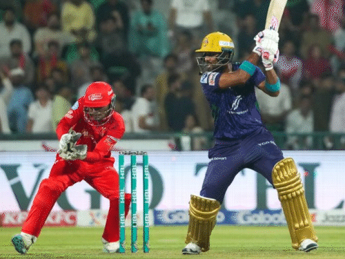 पाकिस्तान की PSL में DRS नहीं, टेक्नीशियन भारत के थे:तनाव के बीच घर लौट आए, अब वापस पाकिस्तान जाने को तैयार नहीं