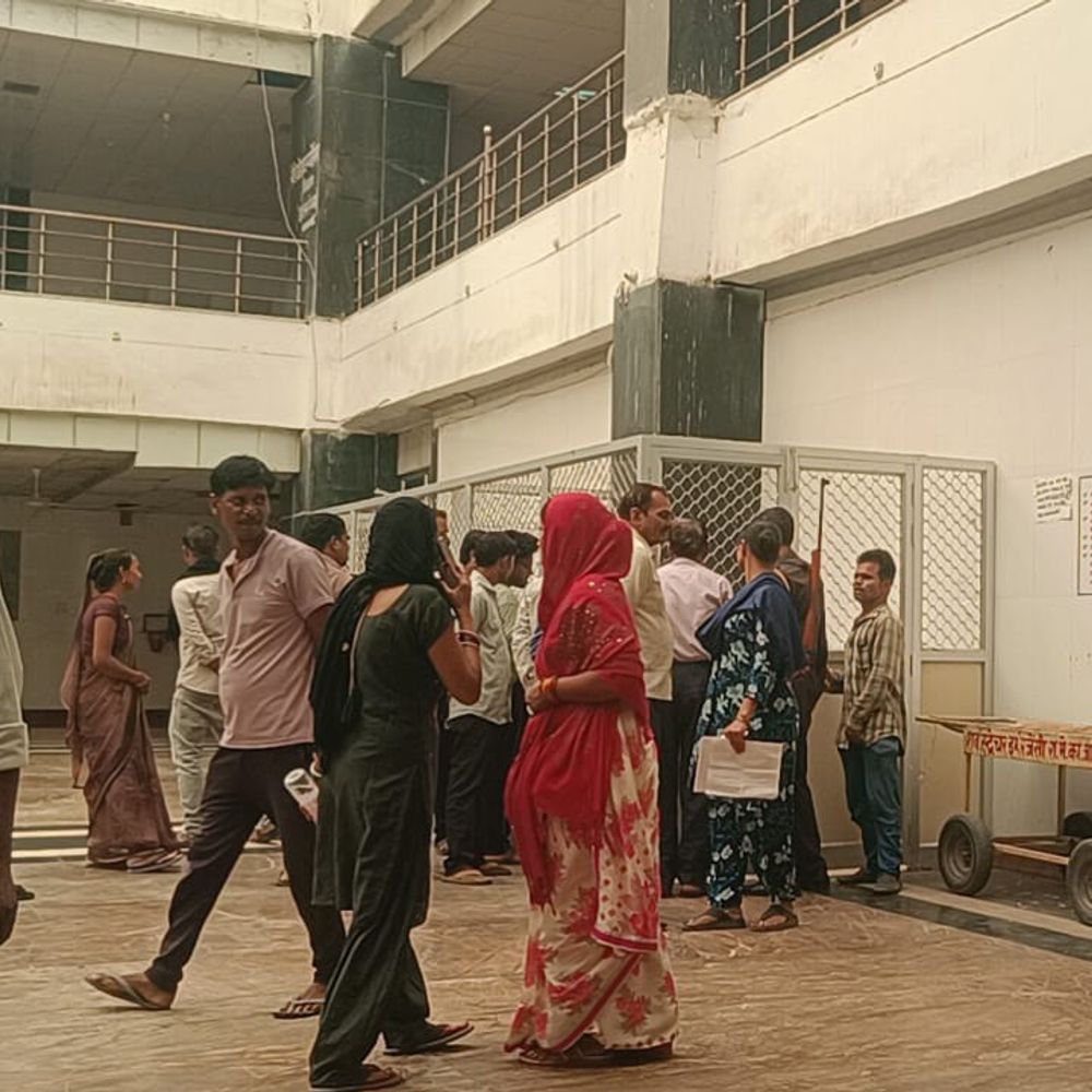 9वीं के छात्र ने फांसी लगाकर दी जान:जालौन में आत्महत्या का कारण अज्ञात, पुलिस जांच में जुटी