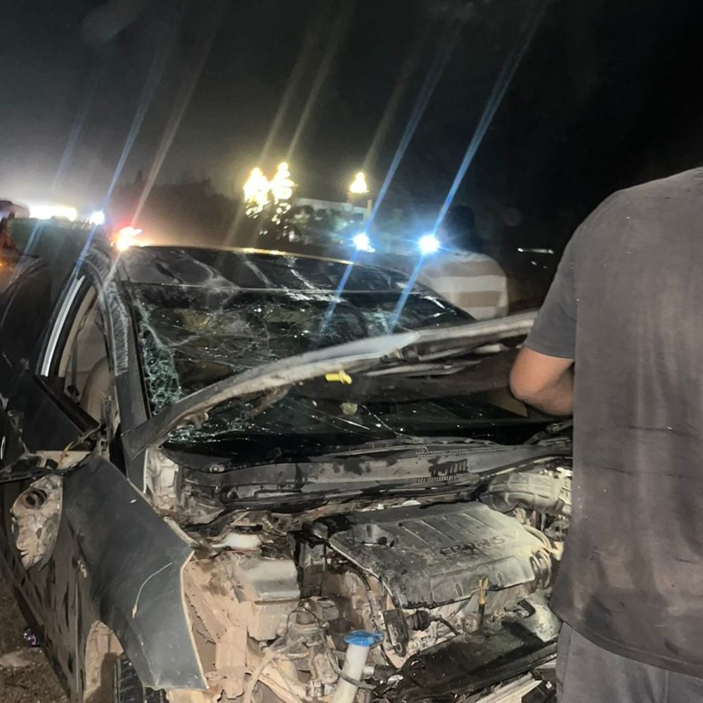 कांकेर में दो मोटरसाइकिलों की आमने-सामने टक्कर:दो युवकों की मौत, दो घायल; माकड़ी में कार पलटी, एयरबैग से बचे यात्री