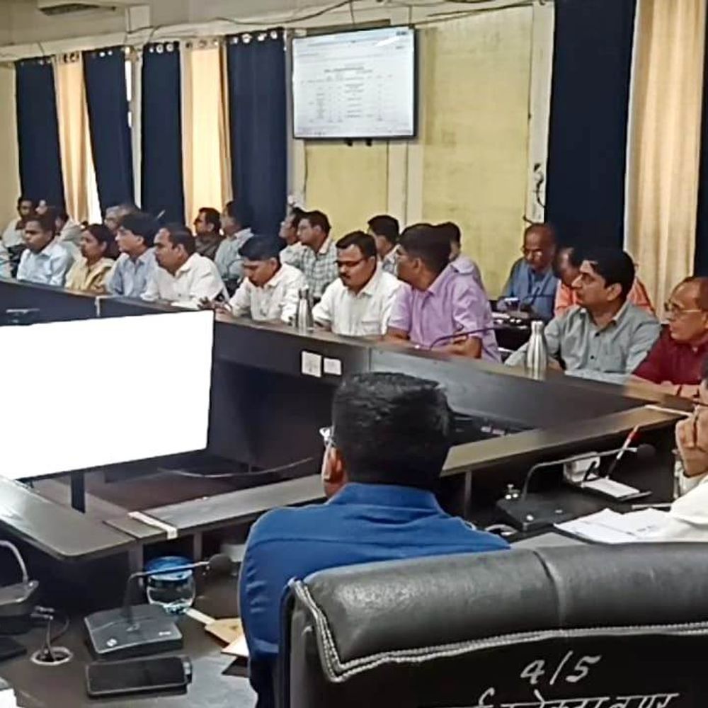 बुरहानपुर में बाढ़ से निपटने की तैयारी तेज:कलेक्टर बोले- घाटों पर होगी निगरानी; संवेदनशील जगहों पर लगेंगे चेतावनी बोर्ड