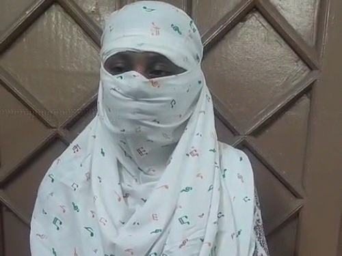 IIM लखनऊ के छात्र ने युवती से किया रेप:न्यूड वीडियो बनाकर ब्लैकमेल, पीड़िता बोली- केस वापस लेने, करियर बर्बाद करने परिजन दे रहे धमकी