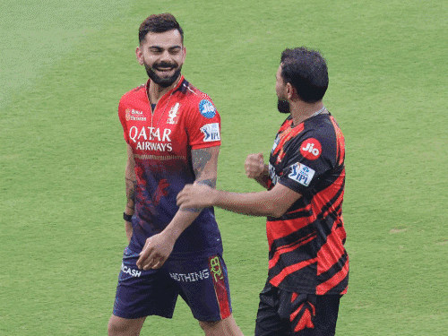 इकाना में विराट कोहली ने नहीं की प्रैक्टिस:पंत ने 1 घंटे तक बड़े शॉट्स लगाए, लाल मिट्‌टी की पिच पर नहीं जीती है LSG