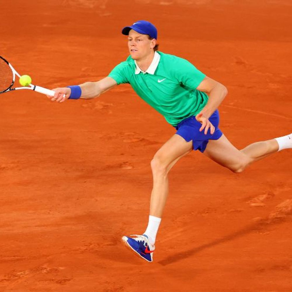 फ्रेंच ओपन- वर्ल्ड नंबर-1 सिनर का विजयी आगाज:पहले राउंड में सीधे सेटों में जीते, अल्काराज भी दूसरे दौर में पहुंचे