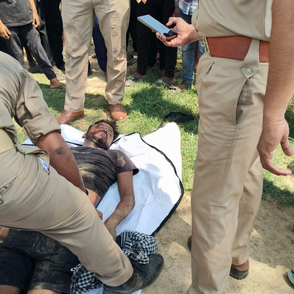 युवक का तालाब किनारे मिला शव:परिजनों ने लगाया हत्या का आरोप, शाम से था लापता, दिहाड़ी मजदूरी करता था
