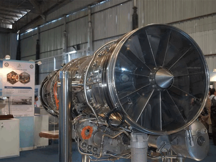 भारत में बन रहा लड़ाकू विमानों का इंजन कावेरी:दुनिया में सिर्फ 4 देशों के पास इसे बनाने की तकनीक; लोग बोले- कावेरी का बजट बढ़ाएं