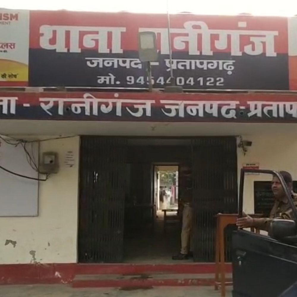 तमंचा खरीदने आए युवक की हत्या का मामला:फरार आरोपी पर 50 हजार का इनाम, चार पहले ही जेल में