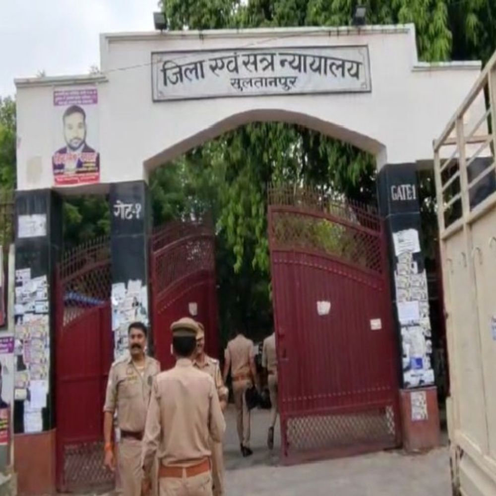 बेटी की हत्या के दोषी को उम्रकैद की सजा:सुलतानपुर कोर्ट ने 25 हजार का लगाया जुर्माना