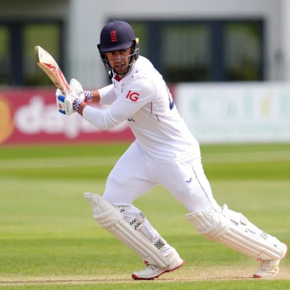 अनऑफिशियल टेस्ट- इंग्लैंड लायंस से 3 प्लेयर्स ने शतक लगाया:इंडिया-ए के 557 के सामने इंग्लिश टीम 527/7; मुकेश कुमार को 3 विकेट