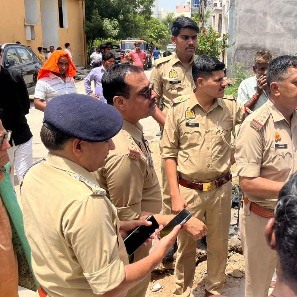 बरेली में मेनहोल में गिरने से बच्चे की मौत:4 दिन से था लापता, शव मिलने से परिवार में मचा कोहराम