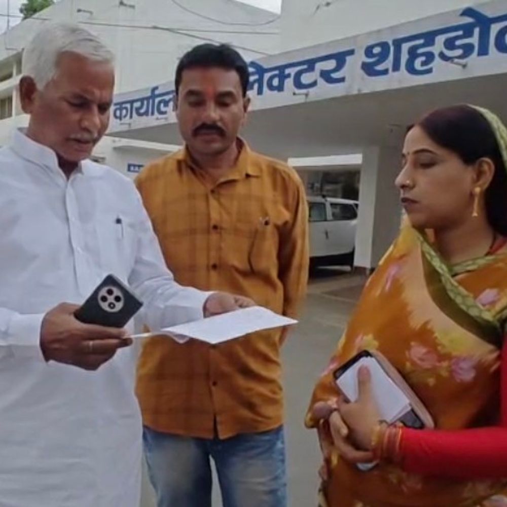 1 लाख पर हर महीने 8 हजार ब्याज लिया:शहडोल में कर्ज चुकाने के बाद भी महिला मांग रही पैसे, पीड़ित ने एसपी से की शिकायत