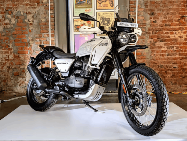 नई येज्दी एडवेंचर ₹2.15 लाख में लॉन्च:ट्विन हेड लाइट वैरिएंट में 6 कलर में अवेलेबल; Xpulse 210 और KTM 250 एडवेंचर को टक्कर देगी