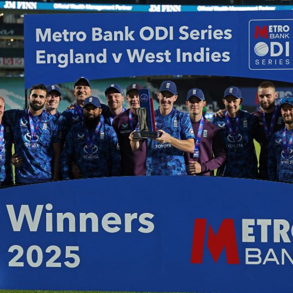 इंग्लैंड ने तीसरे वनडे में वेस्टइंडीज को हराया:सीरीज में 3-0 से क्लीन स्वीप की, जेमी स्मिथ ने 64 रन बनाए